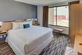 Microtel Inn by Wyndham Long Island City