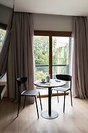 Five Hotel & Residences