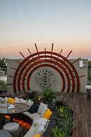 Five Hotel & Residences