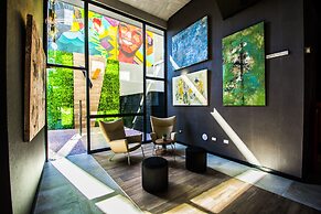 Five Hotel & Residences