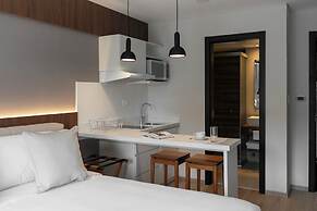 Five Hotel & Residences