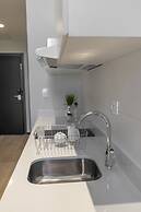 Five Hotel & Residences