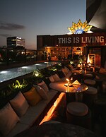 Five Hotel & Residences