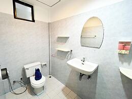 Rabbit Mansion Patong Hotel