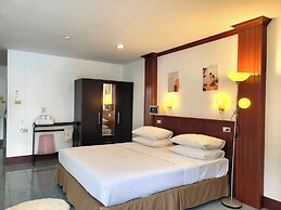 Rabbit Mansion Patong Hotel