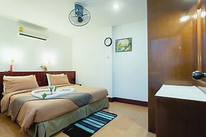 Rabbit Mansion Patong Hotel