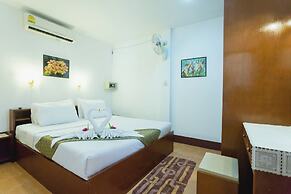 Rabbit Mansion Patong Hotel