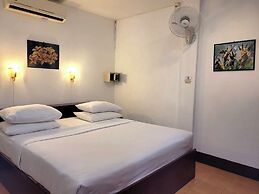 Rabbit Mansion Patong Hotel