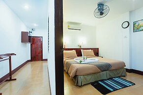 Rabbit Mansion Patong Hotel