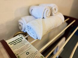 Rabbit Mansion Patong Hotel