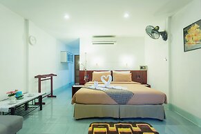 Rabbit Mansion Patong Hotel