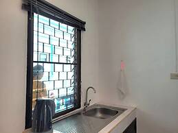 Rabbit Mansion Patong Hotel