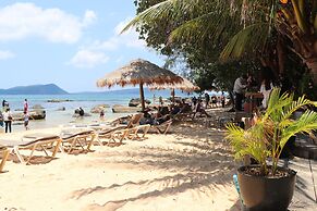 Tree House Bungalows Resort