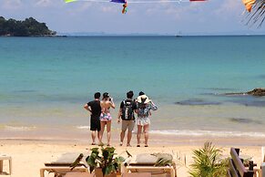Tree House Bungalows Resort