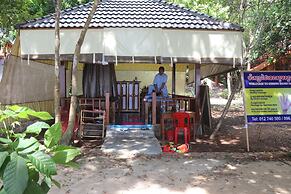 Tree House Bungalows Resort