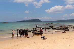 Tree House Bungalows Resort