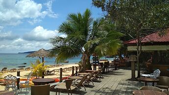 Tree House Bungalows Resort