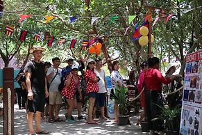 Tree House Bungalows Resort