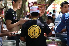 Tree House Bungalows Resort