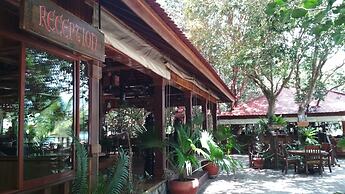 Tree House Bungalows Resort