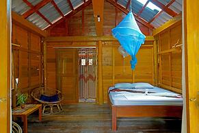 Tree House Bungalows Resort