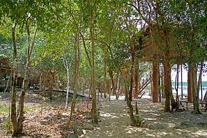 Tree House Bungalows Resort