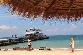 Tree House Bungalows Resort