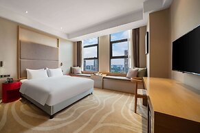 Jingtang Ramada Encore Hotel