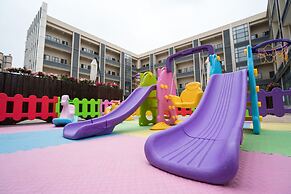 Jingtang Ramada Encore Hotel