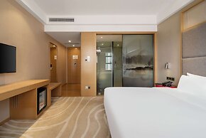Jingtang Ramada Encore Hotel