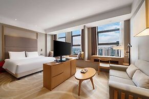 Jingtang Ramada Encore Hotel