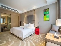 Jingtang Ramada Encore Hotel