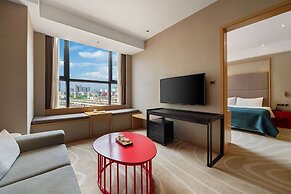 Jingtang Ramada Encore Hotel