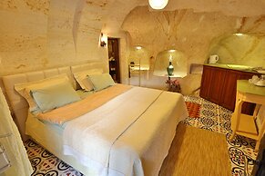 Demisos Caves The Hotel