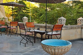 Demisos Caves The Hotel