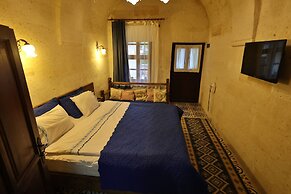 Demisos Caves The Hotel