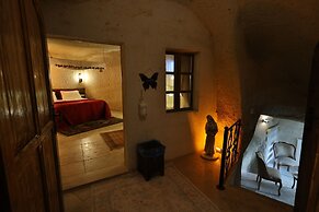 Demisos Caves The Hotel