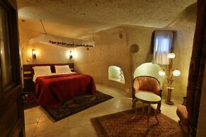 Demisos Caves The Hotel