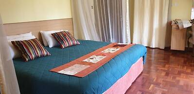 Spurwing Guest House