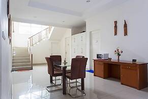 RedDoorz Plus near Siloam Karawaci