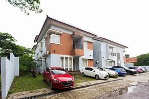 RedDoorz Plus near Siloam Karawaci