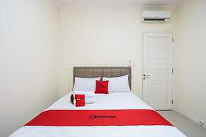 RedDoorz Plus near Siloam Karawaci