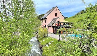 Traumhaftes Schwarzwaldhaus mit Swimmingpool