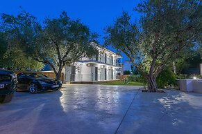 Litore Luxury Living