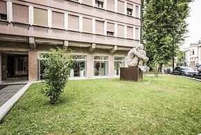 MYSWEETPLACE - Largo Europa Apartments