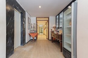 RedDoorz near Gubeng Station