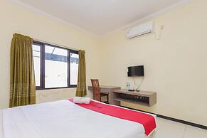 RedDoorz near Gubeng Station