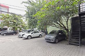 RedDoorz near Gubeng Station