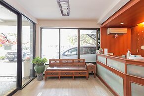 RedDoorz near Gubeng Station