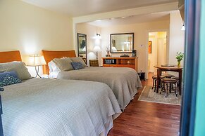 Inn at Buckhorn Cove